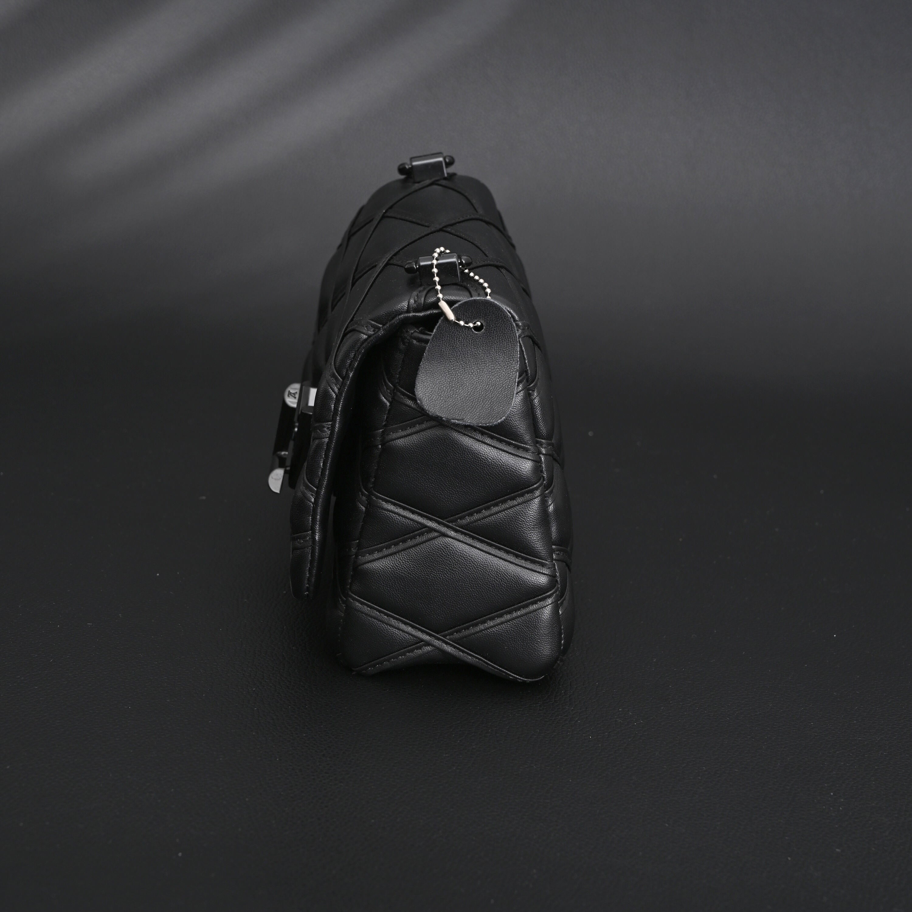 Louis Vuitton GO-14 MM Quilted Leather Chain Shoulder Bag – Black